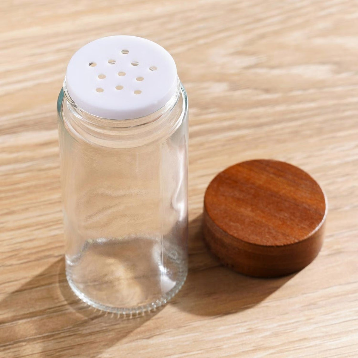 Culina™ - Keeps Six Spices Visible and Accessible