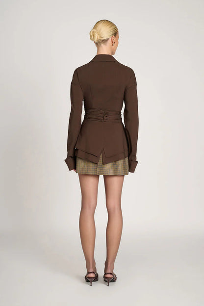 Arlise™ - Fluid Draping for Polished, Effortless Wear