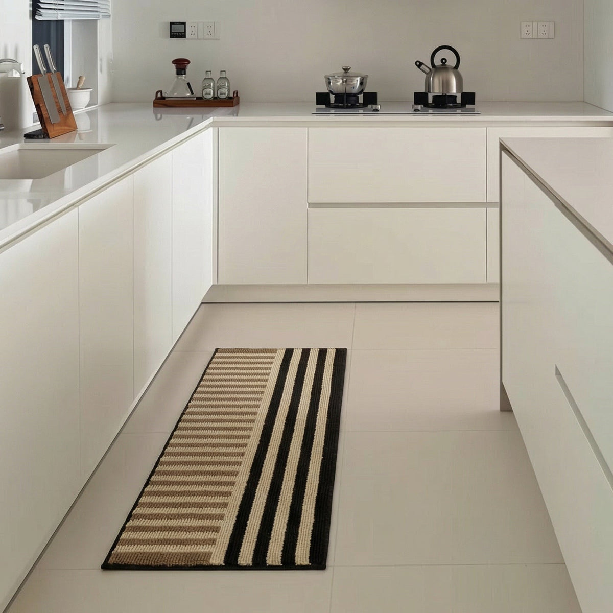 Sileo™ - Soft Striped Runner For Hallways And Entryways