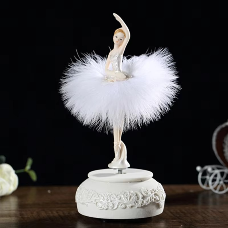 Belina™ - Hand-Wound Ballerina That Twirls Gently