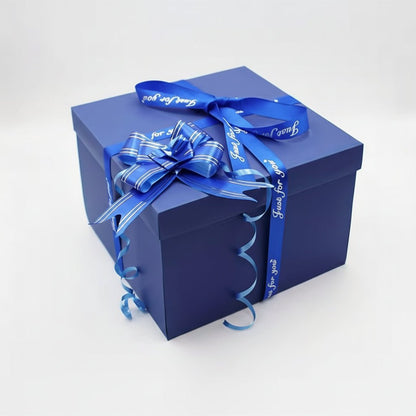 Memoro™ - Treasured photos arranged into one elegant reveal