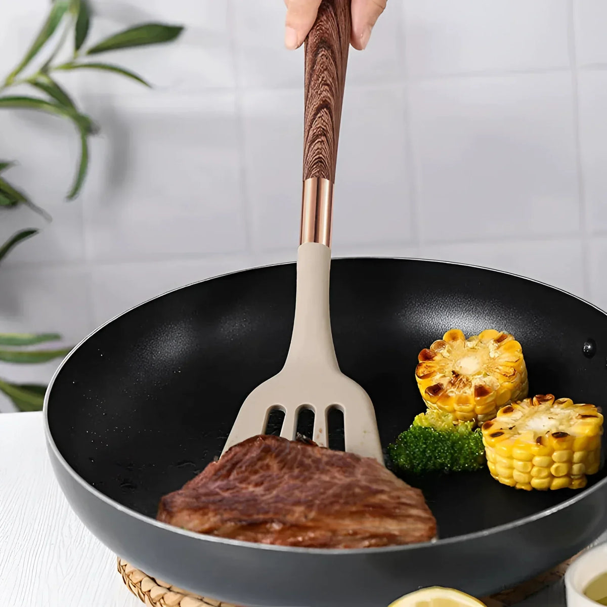 Avelon™ - Ten Essential Tools For Everyday Cooking