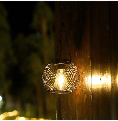 Solora™ - Warm, Automatic Lighting For Patios And Pathways