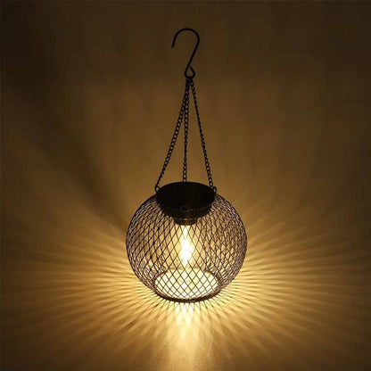 Solora™ - Warm, Automatic Lighting For Patios And Pathways