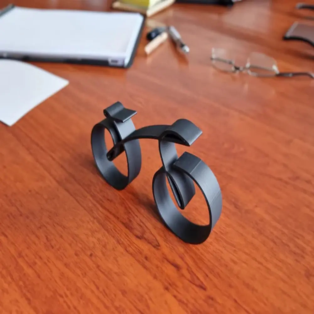 Velaro™ - Sculptural Wire Bicycle for Modern Spaces