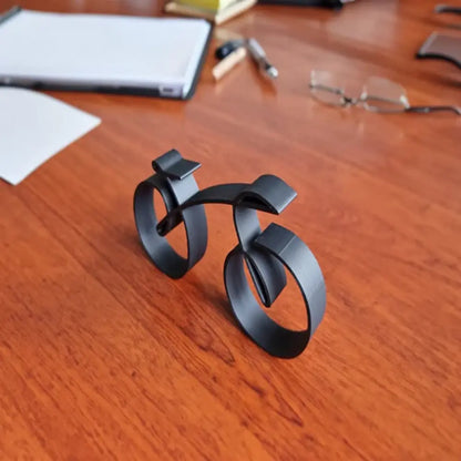 Velaro™ - Sculptural Wire Bicycle for Modern Spaces