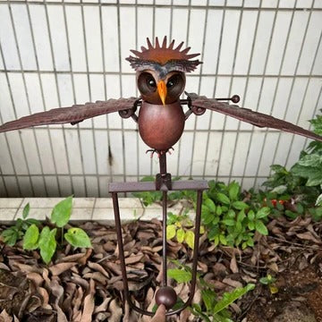 Zephyr™ - Wind-Activated Bird Décor For Gardens