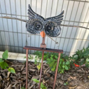 Zephyr™ - Wind-Activated Bird Décor For Gardens