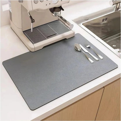Aquare™ - Fast-Absorbing Counter Protector for Wet Dishes