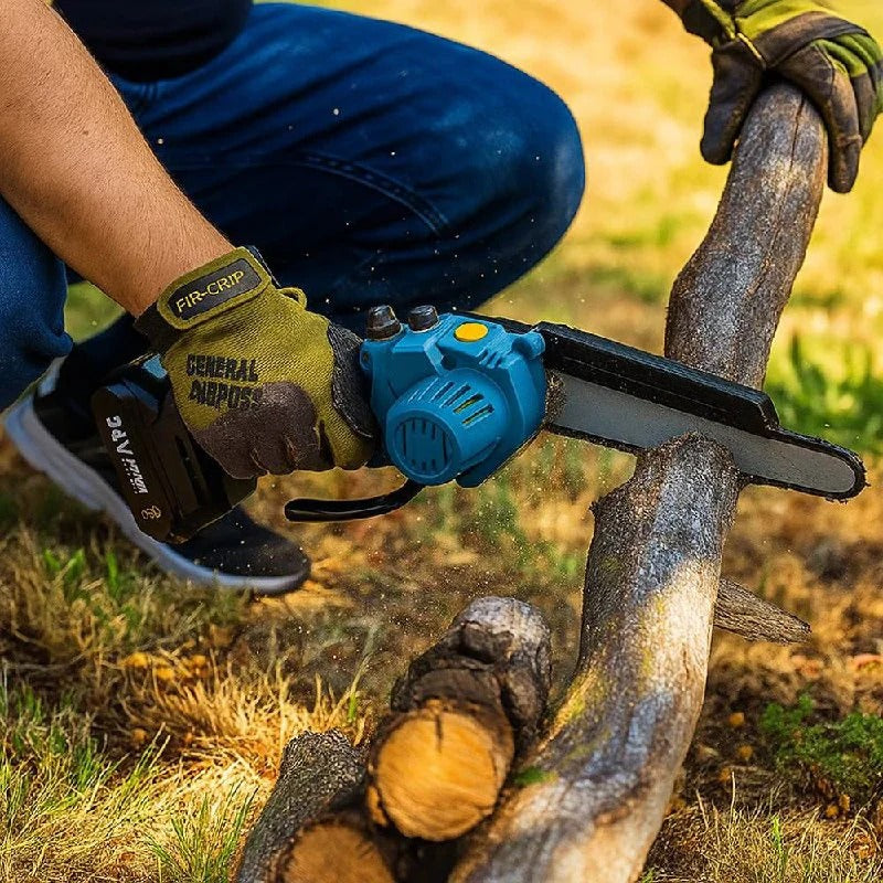 Sylva™ - Lightweight Cordless Saw For Yard Work