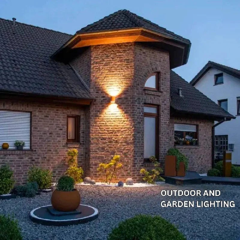 Magnea™ - Cord-Free Accent Light for Tight Spaces
