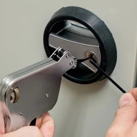 Ventro™ - Quick Extraction For Stuck Keys