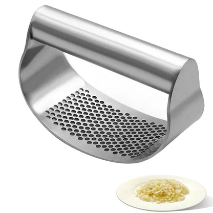 Rovina™ - Effortless Garlic Crushing With Minimal Mess