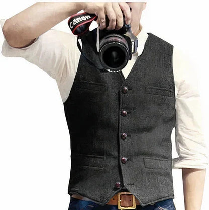 Arloft™ - Effortless Layering for Casual and Formal Looks
