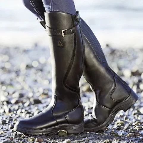Averso™ - Warm, Waterproof Comfort For Cold Days