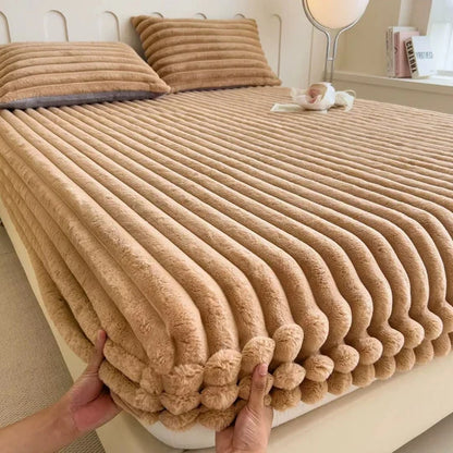 Somnex™ - Cloud-Soft Fitted Sheet For Nightly Comfort