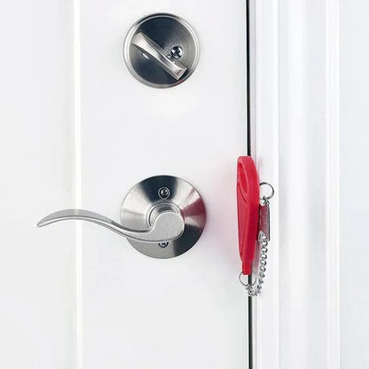 Safaro™ - Tool-Free Travel Privacy for Hinged Interior Doors