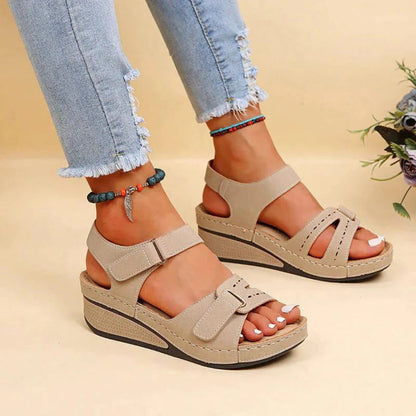 Lumora™ - Contoured Arch Support for All-Day Comfort