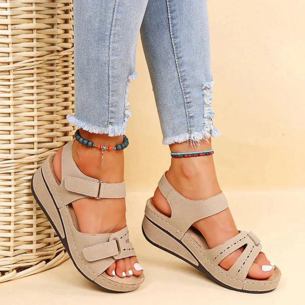 Lumora™ - Contoured Arch Support for All-Day Comfort
