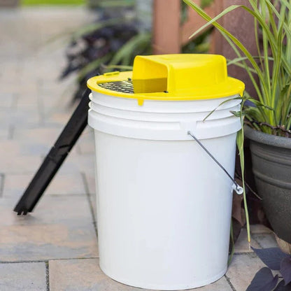 Veldra™ - Humane Live-Capture Cover For 5-Gallon Buckets