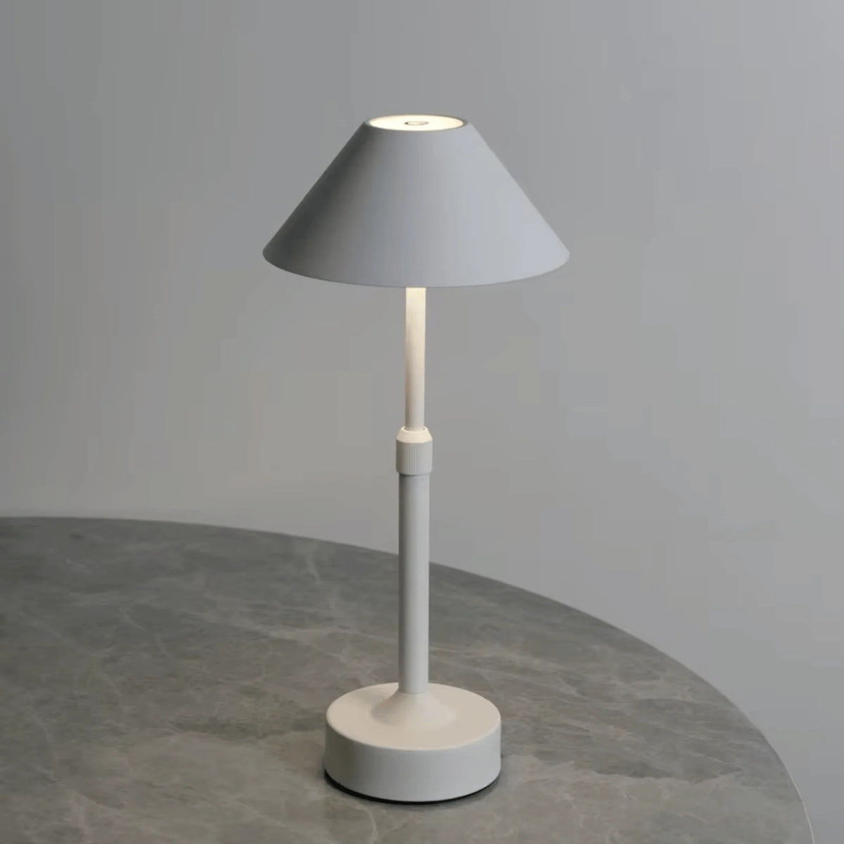 Lumeny™ - Adjustable Cordless Light for Reading and Relaxing