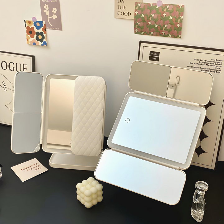 Lustra™ - Triple-View Mirror With Natural Lighting