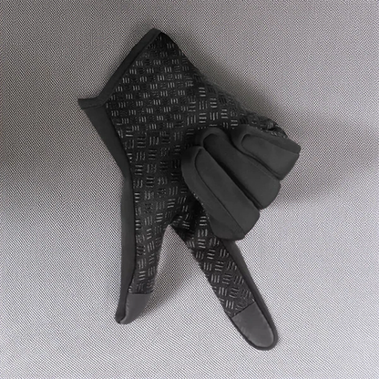 Thermi™ - Warm, Waterproof Grip For Winter Activities