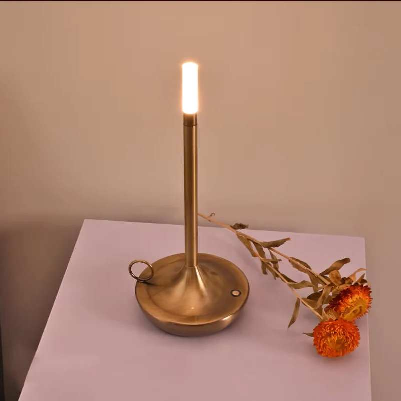 Lucero™ - Rechargeable Touch Lamp for Soft Ambient Light