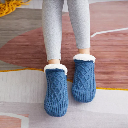 Avelon™ - Cozy Indoor Warmth with Secure Grip