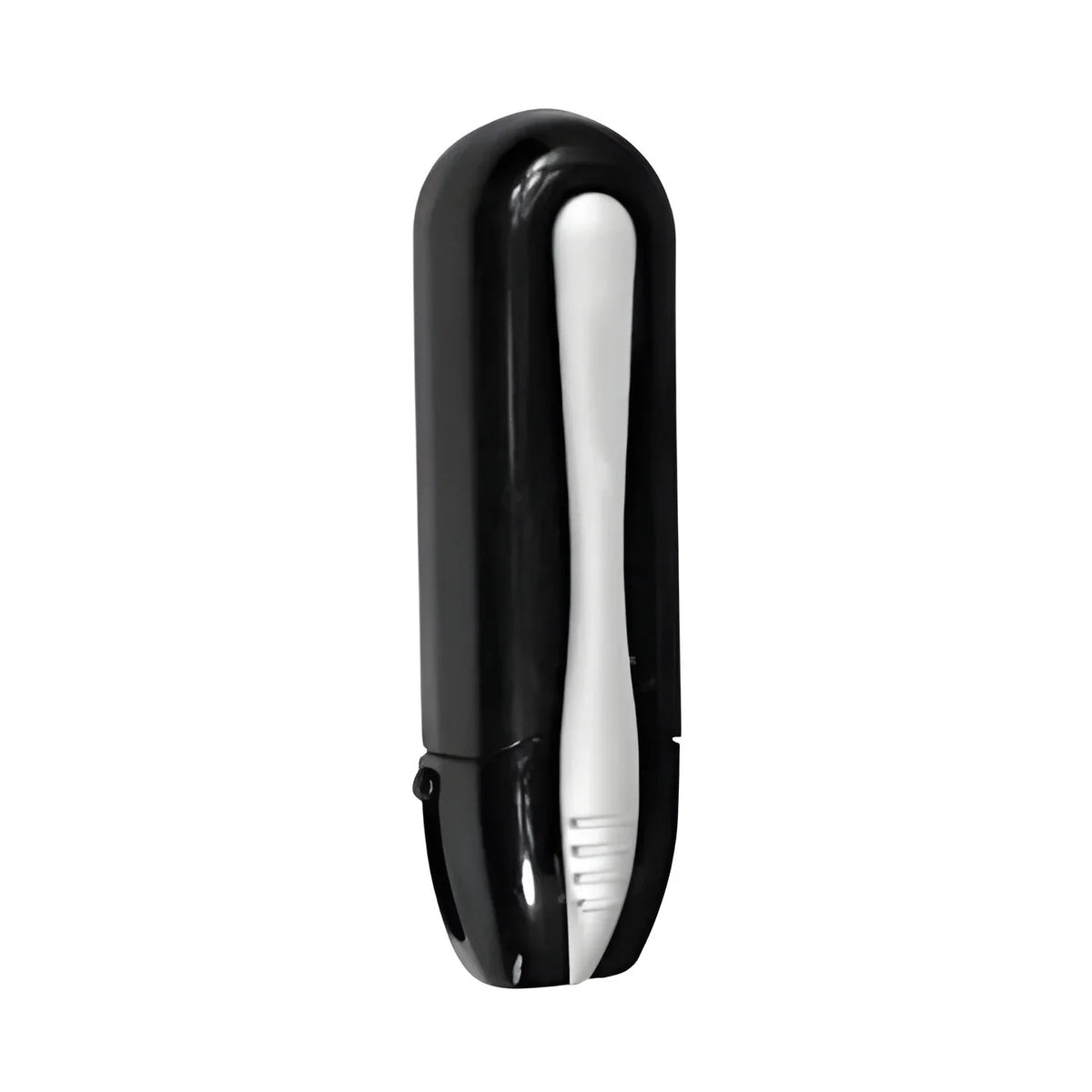 Clario™ - Lens Cleaning Made Effortless On-the-Go