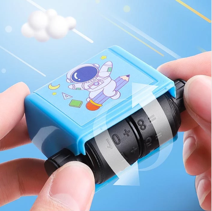 Numera™ - Compact handheld tool for quick arithmetic practice